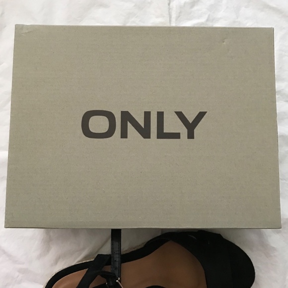 ONLY Wedge Sandals 39/Size 8 Black Cream Brown Ankle Strap - Picture 8 of 10